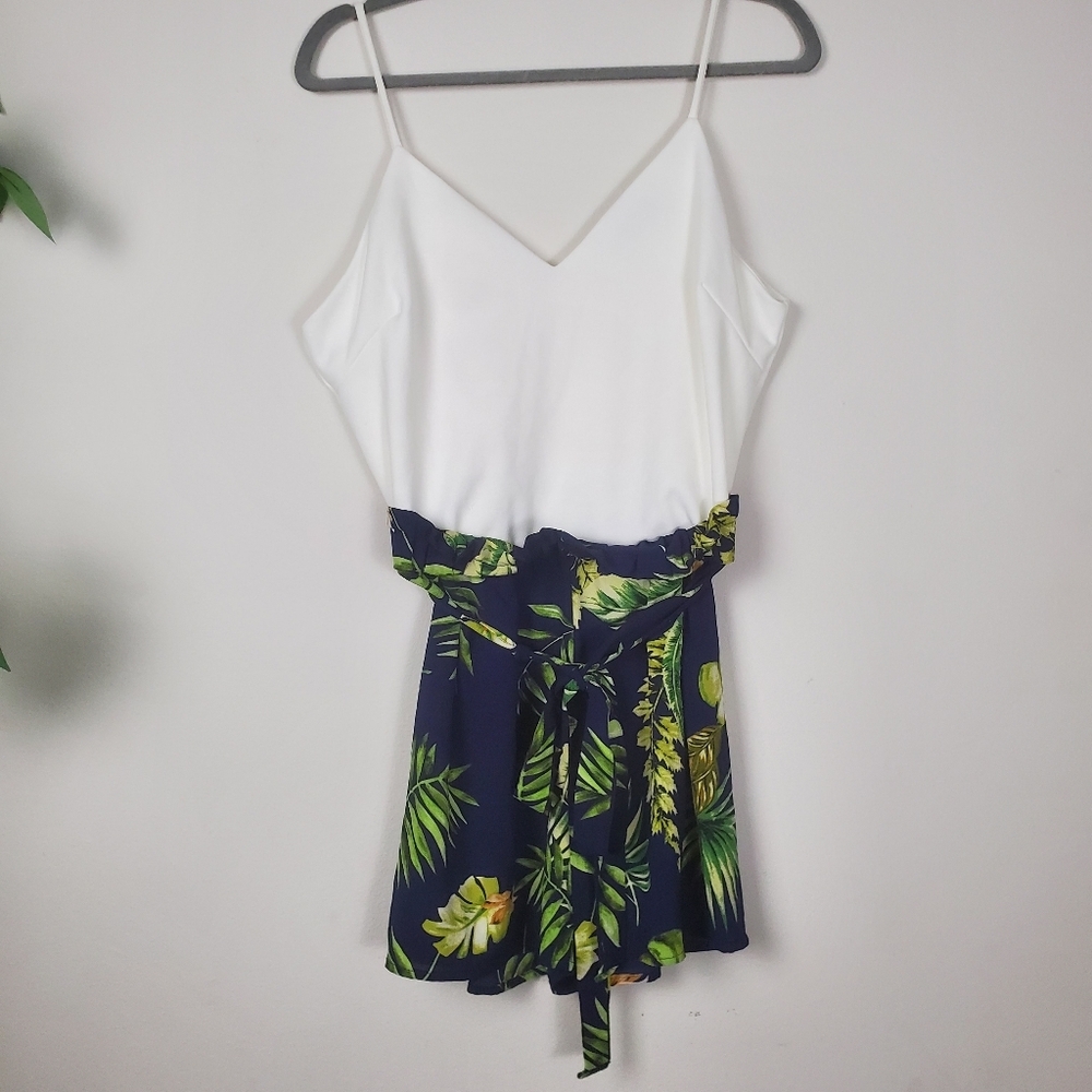 Shop17 Tropical Print Romper White  Spaghetti Strap Top Size Large
